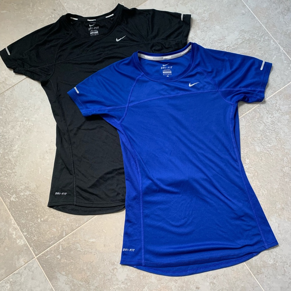 Nike extra small fitted tees